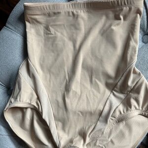 Shapewear panties M